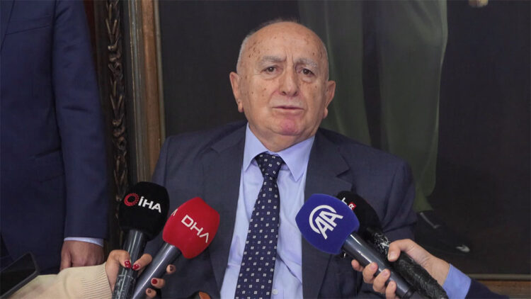 İş insanı İsmet Acar, Türk Silahlı Kuvvetleri Dayanışma Vakfı'na 12 daire bağışladı