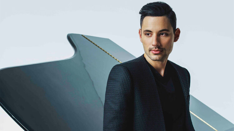 Ödüllü piyanist Peter Bence, İstanbul'a geliyor