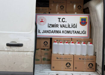 İzmir'de 1 ton etil alkol ele geçirildi