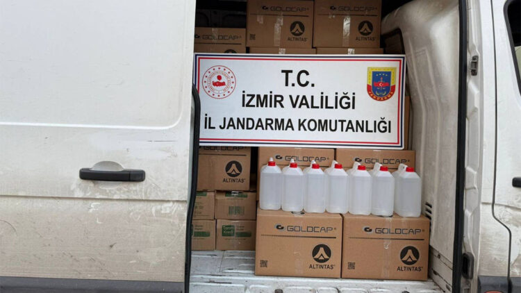 İzmir'de 1 ton etil alkol ele geçirildi