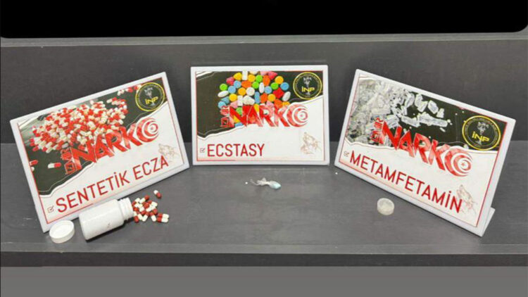 İzmir’de uyuşturucu ve silah tacirlerine yönelik operasyon; 15 tutuklama