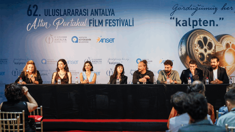 İkinci filmi 'Doğudan Fragmanlar' ile Altın Portakal'da