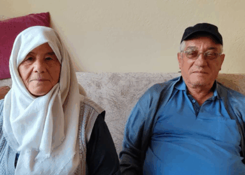 İsim benzerliği nedeniyle kayıtlara ölü olarak geçmişti; yaşadığını ispatladı