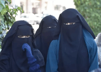 İtalya'da peçe ve burka yasağı geliyor