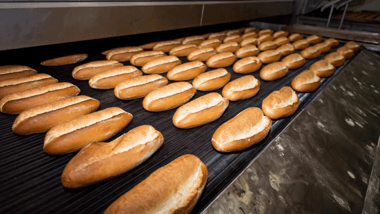 İzmir'de Halk Ekmek fiyatı 10 TL oldu