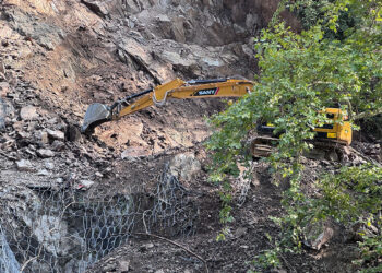 Karabük-Zonguldak demir yolu hattı seferlere kapatıldı