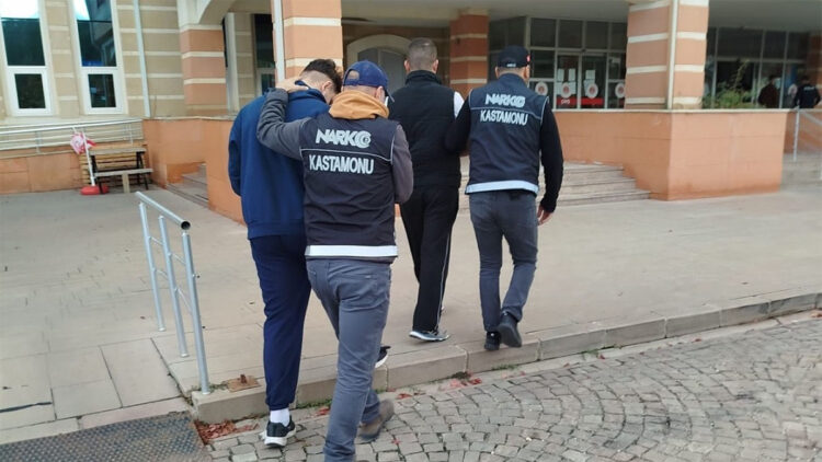 Kastamonu'da uyuşturucu operasyonu: 2 tutuklama