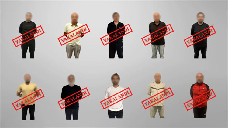 Kırmızı bültenle ve ulusal seviyede aranan 10 suçlu Türkiye'ye getirildi