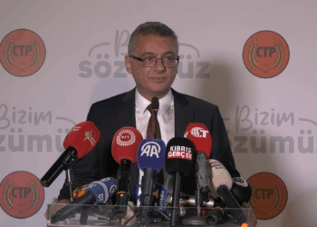 KKTC Cumhurbaşkanı seçilen Erhürman mazbatasını aldı