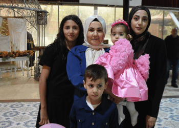 Kampanyası tamamlanan SMA'lı Esma'nın annesi: Hayaldi gerçek oldu