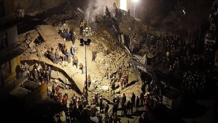 Konya'da çöken Taşoluk Apartmanı davasında bilirkişi raporu bekleniyor