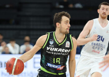Merkezefendi parkeden 90-72 mağlup ayrıldı