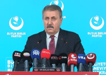 Meclis çatısı altında atılan sloganlar açıkça terör örgütü propagandasıdır