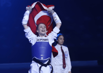 Milli tekvandocu Merve Dinçel Kavurat, dünya şampiyonu oldu