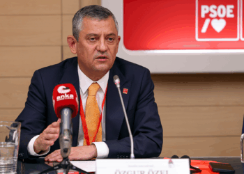 Mücadelemiz daha barışçıl bir dünya için büyüyerek devam edecek