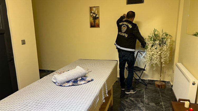 Nevşehir'de fuhuş operasyonu: 5 gözaltı