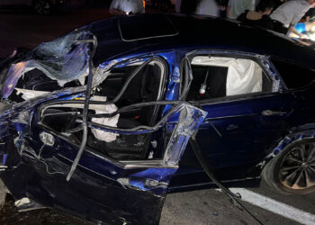 Amasya'da otomobil TIR'a arkadan çarptı