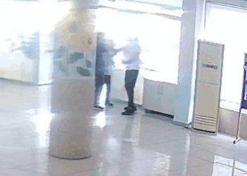 Öğretmene tokat atan veli tutuklandı; saldırı kamerada