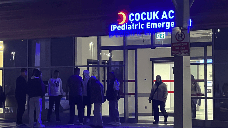 Okul gezisinden dönen 17 lise öğrencisi, zehirlendi