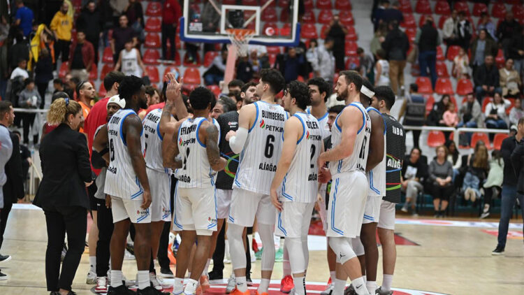 Petkimspor üst üste ikinci yenilgisini aldı