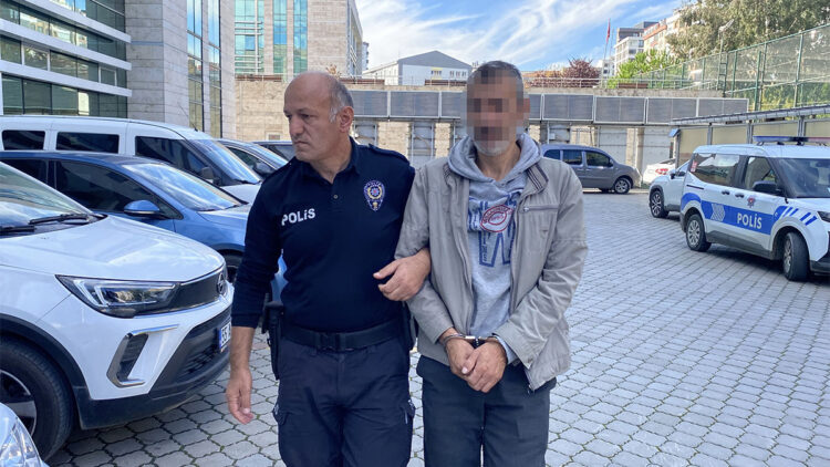 Merdiven boşluğuna bırakılan beyaz eşya ile mobilyaları çalan şüpheliye gözaltı