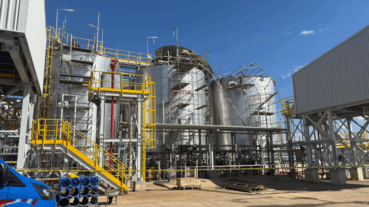 Petrokimya tesisinde patlama: 2 ölü