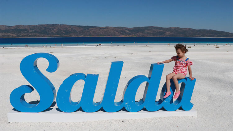 Salda Gölü'nü kaybetme riskiyle karşı karşıyayız