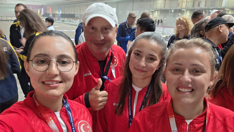 Samsunspor Bocce Takımı elde ettiği derecelerle dikkat çekiyor