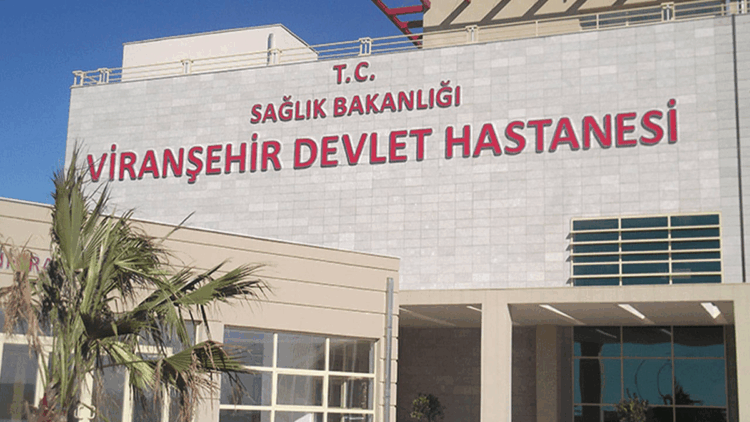 Şanlıurfa'da 30 öğrenci gıda zehirlenmesi şüphesiyle hastaneye kaldırıldı