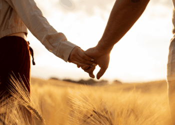 Sevmek mi, sevilmek mi?