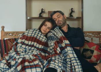 Sezen Aksu şarkısını Uzak Şehir'e hediye etti