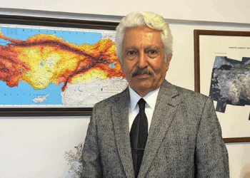 Sındırgı'da sıcak su ve buhar faaliyetleri deprem fırtınasında etken