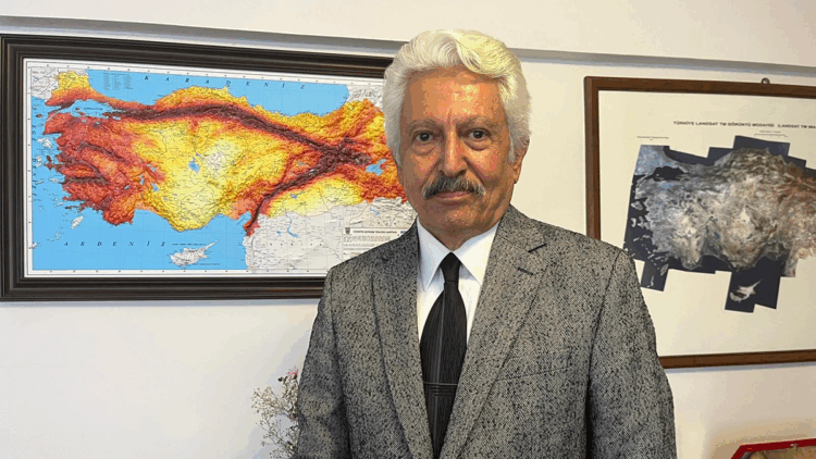 Sındırgı'da sıcak su ve buhar faaliyetleri deprem fırtınasında etken