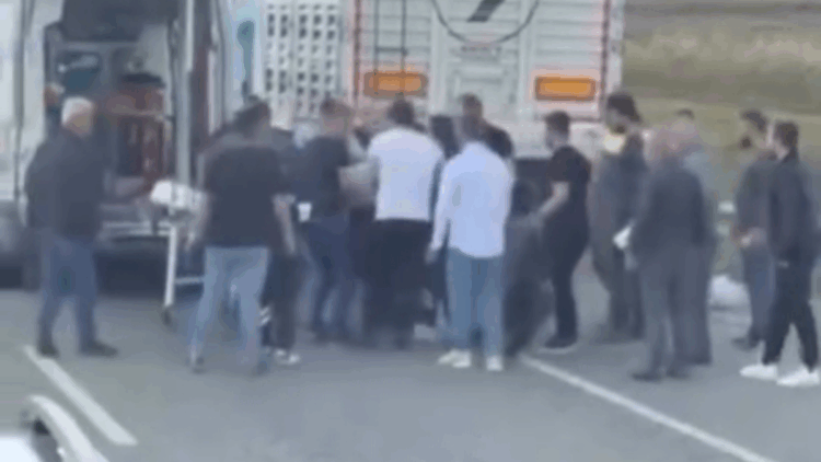 TIR'a arkadan çarpan motosikletin sürücüsü öldü