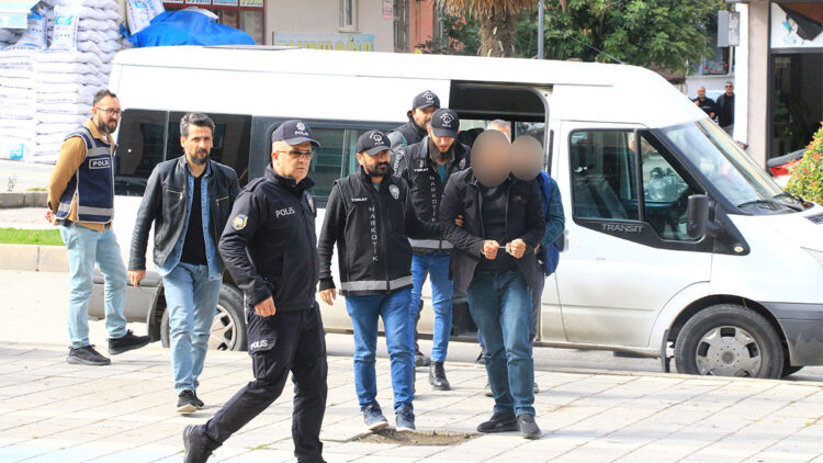 Tokat’ta uyuşturucu operasyonu: 3 tutuklama