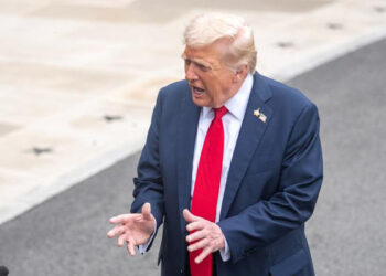 Trump’tan Çin'e tepki: Küresel piyasaları tıkayacaklar