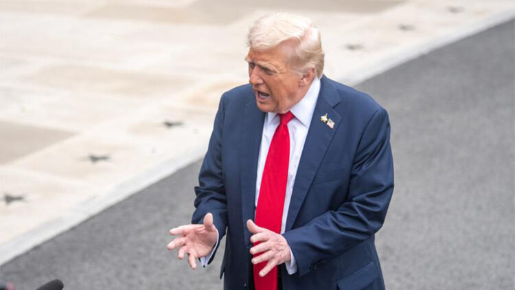 Trump’tan Çin'e tepki: Küresel piyasaları tıkayacaklar