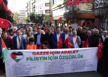 Trabzon'da Gazze yürüyüşü