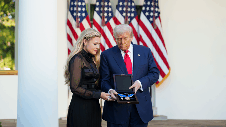 Trump'tan öldürülen aktivist Charlie Kirk'e Özgürlük Madalyası