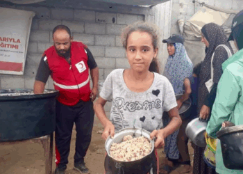 Türk Kızılay Gazze'de ateşkes sonrası yardımlarını artırdı
