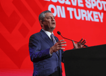 Türkiye'de yapılacak seçimler bir referandum olacak 