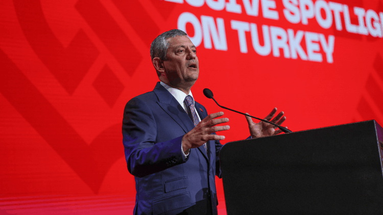 Türkiye'de yapılacak seçimler bir referandum olacak 