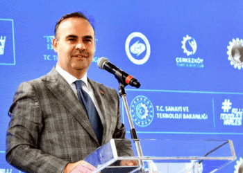 Türkiye'nin planlı sanayi alanlarını büyütmeye devam edeceğiz
