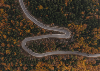 Uludağ'ın sonbahar güzelliği dronla görüntülendi