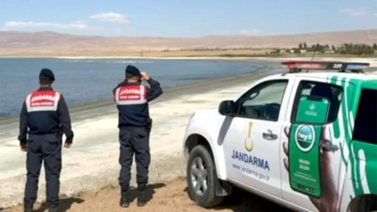 Erçek Gölü çevresinde 7/24 devriye faaliyeti