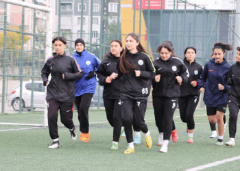 Vangücü Kadın Futbol Takımı, üst lig için destek bekliyor