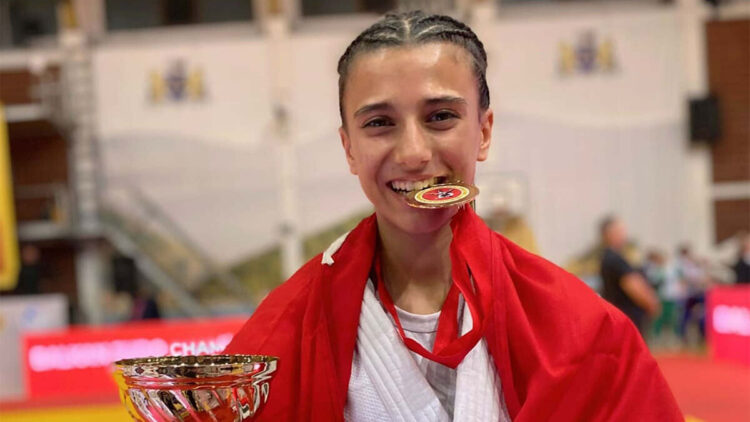 Milli judocu Rabia Tekin'den altın madalya