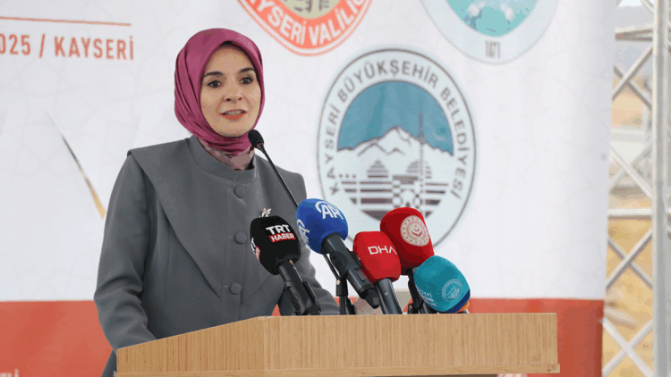 Yaşlılarımızın bilgi birikimi sadece geçmişin değil, geleceğin de ışığıdır