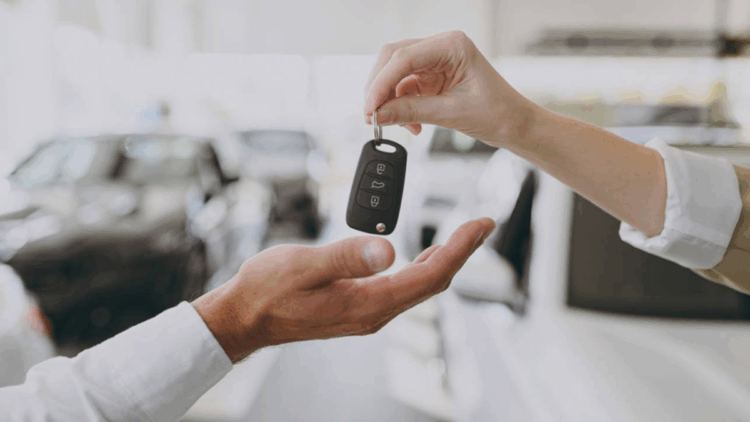 Yetki belgesi olmadan ikinci el motorlu kara taşıtı ticaretine 102 milyon TL ceza