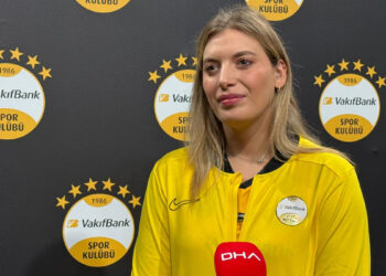 Bizim en büyük hedefimiz oynadığımız tüm branşlarda kupa kazanabilmek